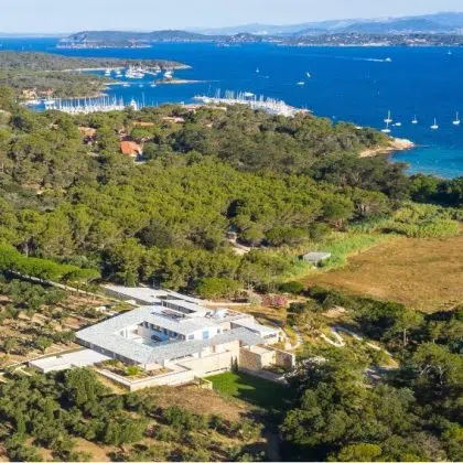 fondation carmignac hyeres var porquerolles camping