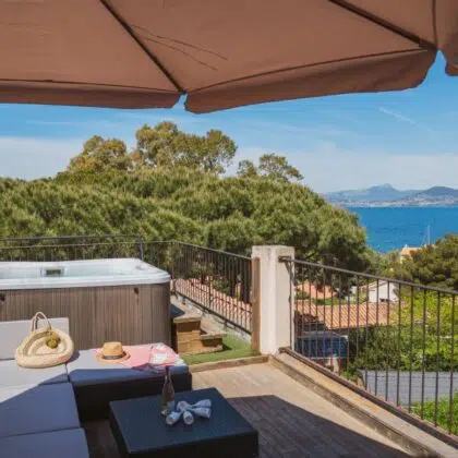 camping avec jacuzzi privatif dans le Var 9 appartement bellevue clair de lune