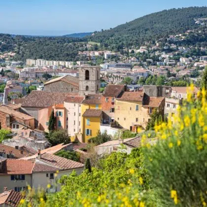 Tourisme 62 ado village hyeres