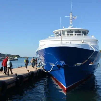 Vers les Iles d'Or 7 navette iles dor